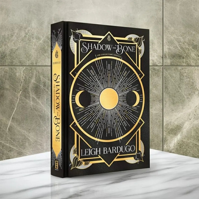Shadow and Bone, Collector's Edition, Leigh Bardugo, Deluxe Hardback Book Slipcase, Gift Edition, Mythology Fantasy Novel Story, White Gold